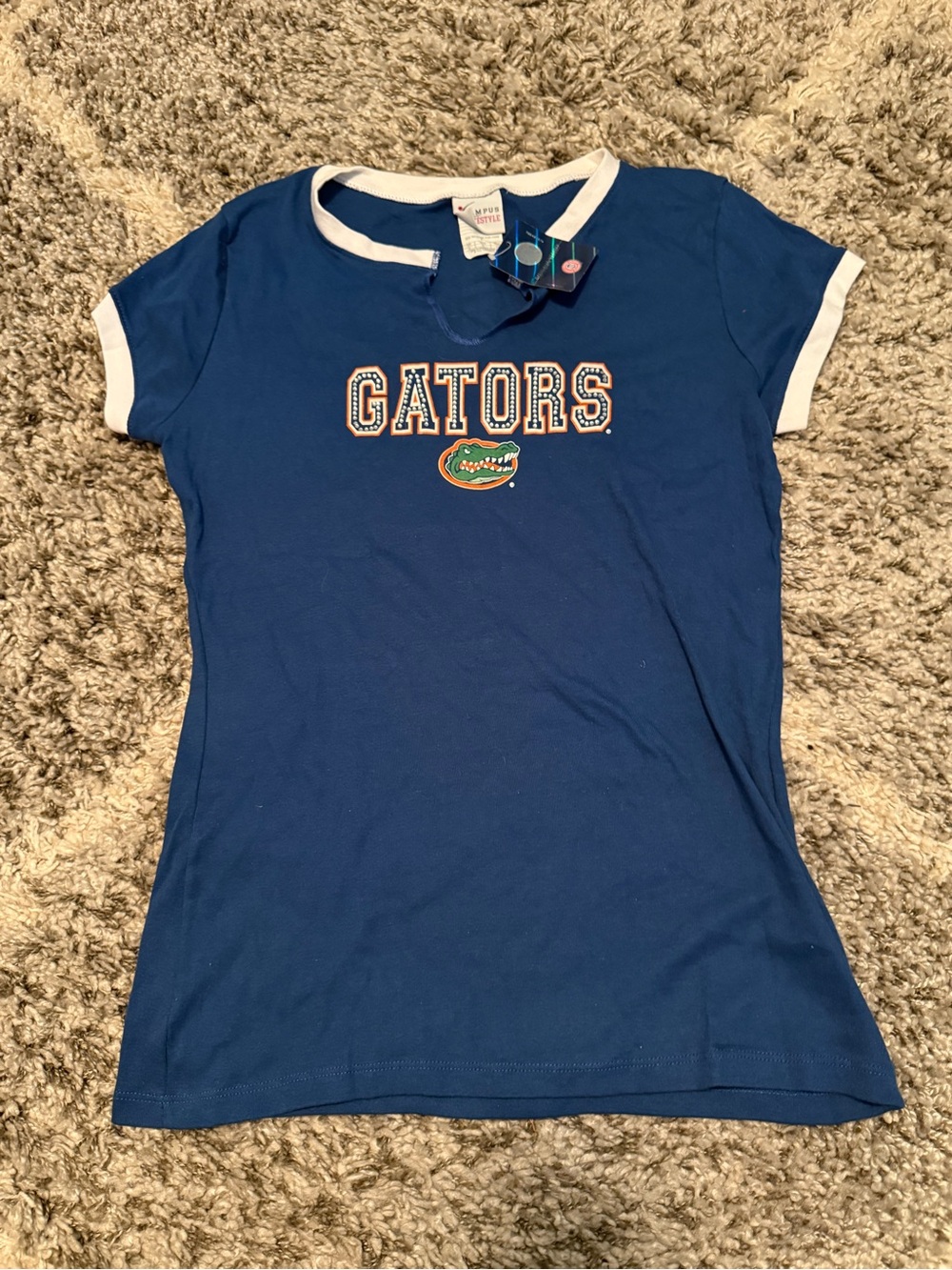 Florida Gators Women’s size  XL T-Shirt brand new with tags.  Ready for football